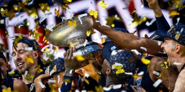 Німеччина святкує чемпіонство на Євробаскеті‑2025. Деннис Шрьодер — ключовий лідер збірної.
