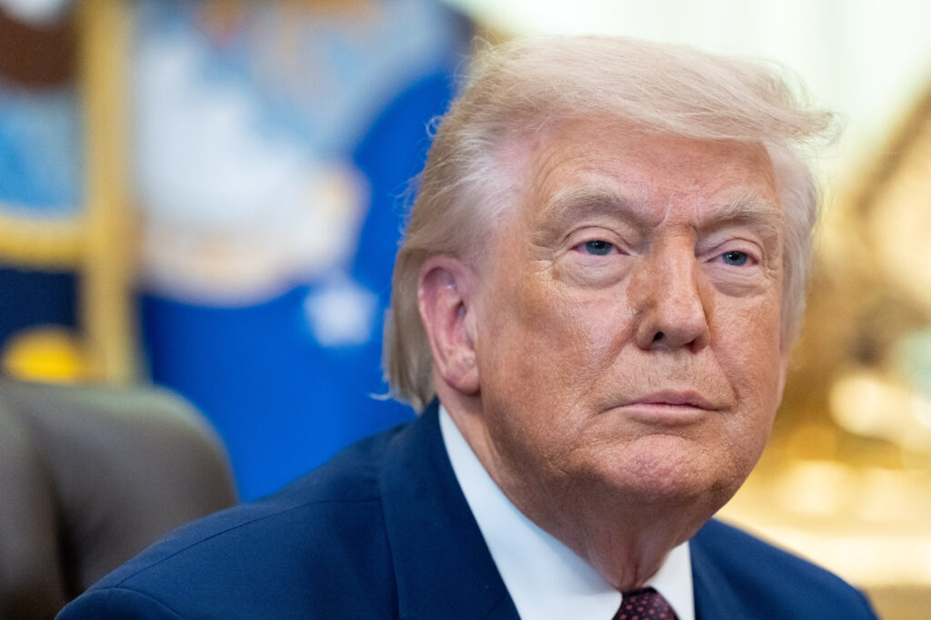 Історичний візит Трампа на Фінал НБА: "Нью-Йорк Нікс" готуються до битви з Вембаньямою в "Медісон Сквер Гарден"