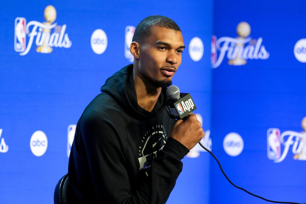 Віктор Вембаньяма та молода кров Сан-Антоніо: чи готові Сперс підкорити фінал НБА 2026 проти Нікс